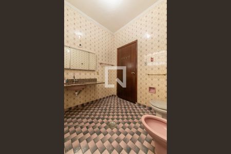 Casa à venda com 210m², 3 quartos e 3 vagasBanheiro