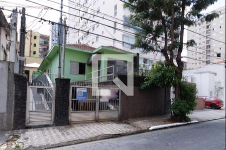 Casa à venda com 210m², 3 quartos e 3 vagasFachada