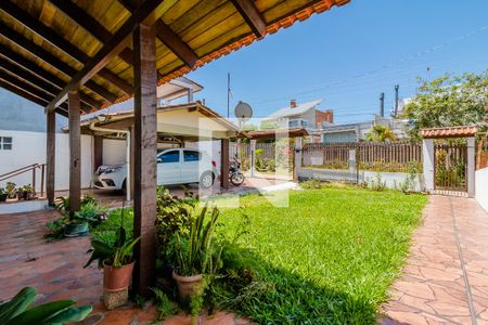 Casa à venda com 220m², 4 quartos e 1 vaga Casa à venda com 220m², 4 quartos e 1 vagaQuintal