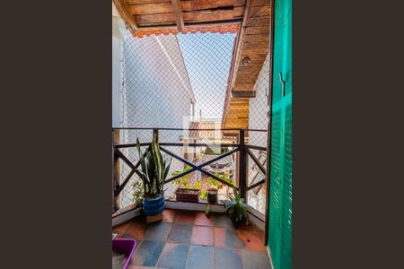 Casa à venda com 220m², 4 quartos e 1 vaga Casa à venda com 220m², 4 quartos e 1 vagaQuarto 4 - varanda