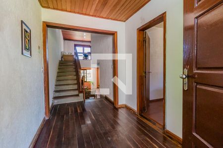 Corredor de casa à venda com 4 quartos, 220m² em Aberta dos Morros, Porto Alegre