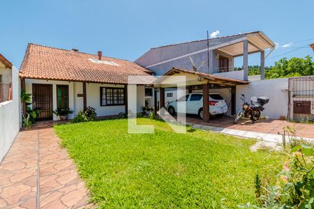 Casa à venda com 220m², 4 quartos e 1 vaga Casa à venda com 220m², 4 quartos e 1 vagaQuintal