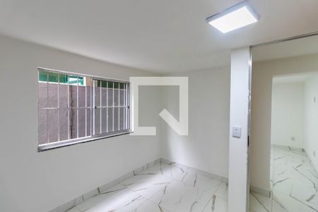 Quarto 1 de apartamento para alugar com 2 quartos, 70m² em Palmeiras, Belo Horizonte