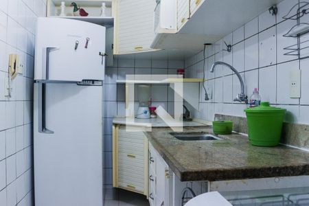 Apartamento à venda com 98m², 2 quartos e 1 vaga Apartamento à venda com 98m², 2 quartos e 1 vagaCozinha - Armários