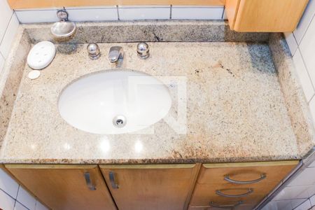 Apartamento à venda com 98m², 2 quartos e 1 vaga Apartamento à venda com 98m², 2 quartos e 1 vagaBanheiro da Suíte