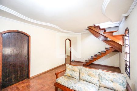 Casa à venda com 300m², 4 quartos e 4 vagas Casa à venda com 300m², 4 quartos e 4 vagasSala 02