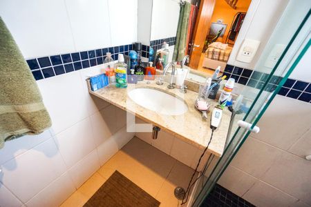 Casa à venda com 300m², 4 quartos e 4 vagas Casa à venda com 300m², 4 quartos e 4 vagasPia