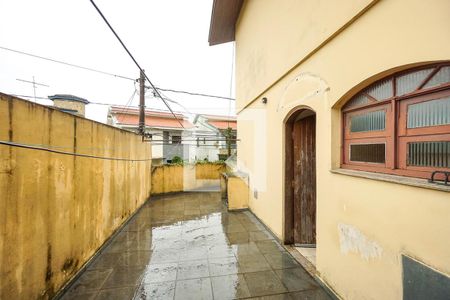 Casa à venda com 300m², 4 quartos e 4 vagas Casa à venda com 300m², 4 quartos e 4 vagasQuintal