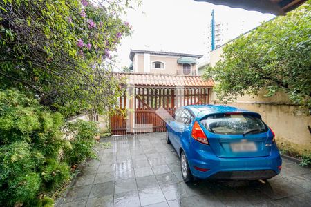 Casa à venda com 300m², 4 quartos e 4 vagas Casa à venda com 300m², 4 quartos e 4 vagasGaragem