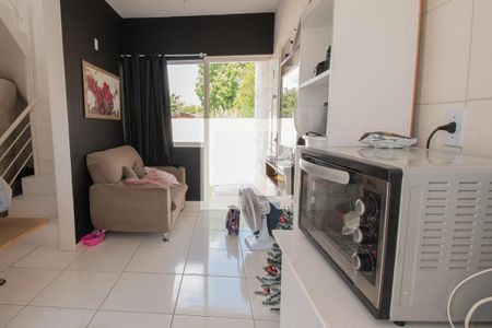 Sala/Cozinha de casa de condomínio à venda com 2 quartos, 52m² em Rondônia, Novo Hamburgo
