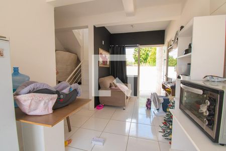 Sala/Cozinha de casa de condomínio à venda com 2 quartos, 52m² em Rondônia, Novo Hamburgo