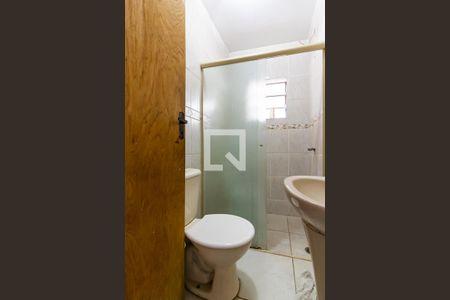 Casa à venda com 145m², 3 quartos e 2 vagas Casa à venda com 145m², 3 quartos e 2 vagasBanheiro do Quarto 1 - Suíte