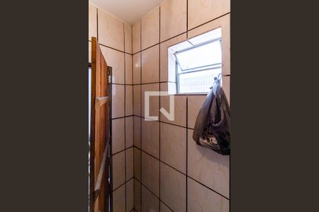 Casa à venda com 145m², 3 quartos e 2 vagas Casa à venda com 145m², 3 quartos e 2 vagasBanheiro do Terraço e Lavanderia