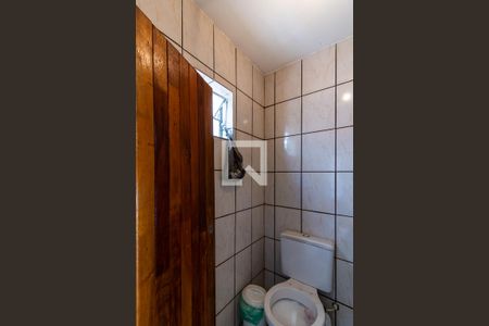 Casa à venda com 145m², 3 quartos e 2 vagas Casa à venda com 145m², 3 quartos e 2 vagasBanheiro do Terraço e Lavanderia