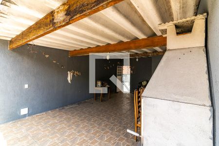Casa à venda com 145m², 3 quartos e 2 vagas Casa à venda com 145m², 3 quartos e 2 vagasTerraço e Lavanderia