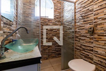 Casa à venda com 145m², 3 quartos e 2 vagas Casa à venda com 145m², 3 quartos e 2 vagasBanheiro Social