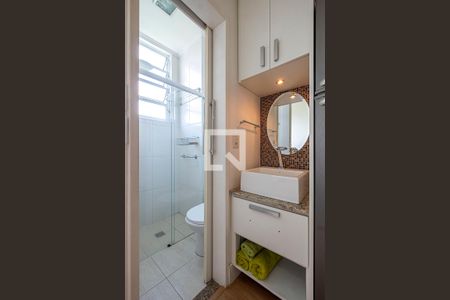 Studio para alugar com 32m², 1 quarto e sem vaga Studio para alugar com 32m², 1 quarto e sem vagaBanheiro