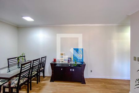 Apartamento à venda com 74m², 3 quartos e 1 vagaSala