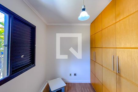 Apartamento à venda com 74m², 3 quartos e 1 vagaQuarto 2