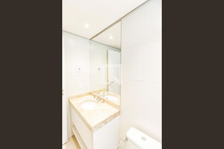 Apartamento à venda com 214m², 4 quartos e 4 vagasBanheiro Suíte 2