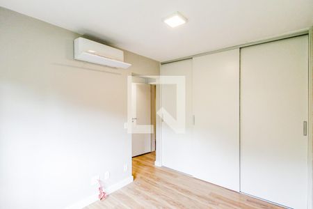 Apartamento à venda com 214m², 4 quartos e 4 vagasSuíte 1