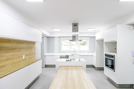 Apartamento à venda com 214m², 4 quartos e 4 vagasCozinha