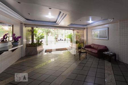 Apartamento à venda com 300m², 4 quartos e 1 vaga Apartamento à venda com 300m², 4 quartos e 1 vagaÁrea comum