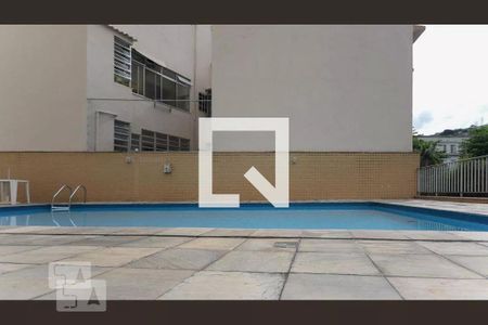 Apartamento à venda com 300m², 4 quartos e 1 vaga Apartamento à venda com 300m², 4 quartos e 1 vagaÁrea comum
