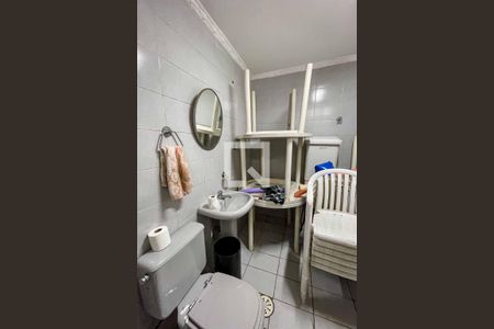 Casa à venda com 349m², 4 quartos e 3 vagas Casa à venda com 349m², 4 quartos e 3 vagasQuarto de Serviço