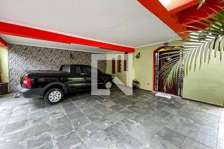 Casa à venda com 349m², 4 quartos e 3 vagas Casa à venda com 349m², 4 quartos e 3 vagasGaragem