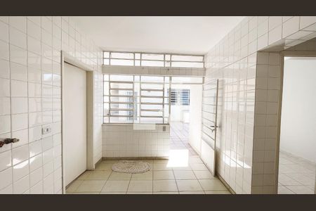 Casa para alugar com 320m², 4 quartos e 3 vagasÁrea de Serviço