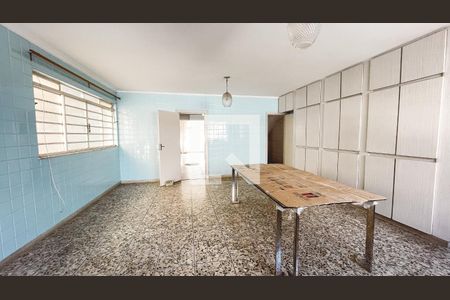 Casa para alugar com 320m², 4 quartos e 3 vagasCozinha