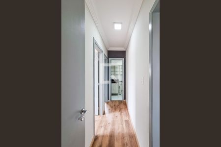 Corredor de apartamento à venda com 3 quartos, 68m² em Floramar, Belo Horizonte