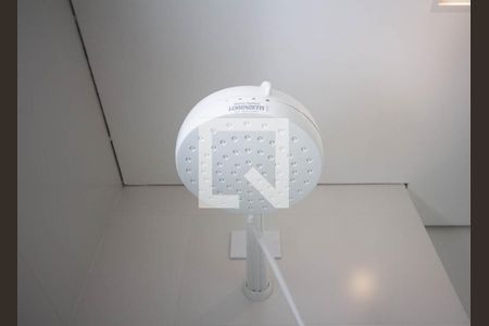 Detalhe do banheiro de apartamento para alugar com 1 quarto, 53m² em Alto da Boa Vista, Ribeirão Preto