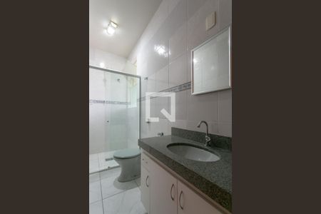 Banheiro de apartamento para alugar com 1 quarto, 68m² em Lagoinha, Belo Horizonte