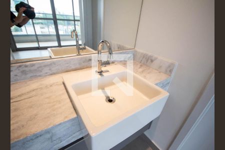 Apartamento para alugar com 53m², 1 quarto e 1 vaga Apartamento para alugar com 53m², 1 quarto e 1 vagaPia - Banheiro