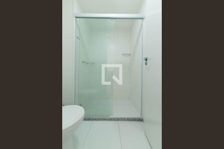 Banheiro de apartamento para alugar com 1 quarto, 42m² em Vila Nancy, São Paulo
