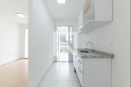 Cozinha de apartamento para alugar com 1 quarto, 42m² em Vila Nancy, São Paulo