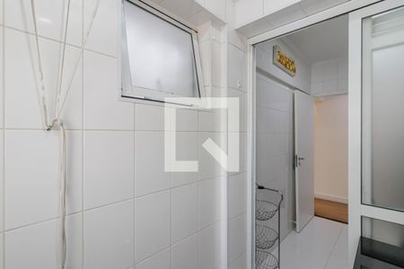 Apartamento para alugar com 80m², 3 quartos e 1 vagaÁrea de Serviço
