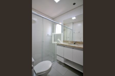 Apartamento à venda com 71m², 2 quartos e 2 vagasQuarto 1 - Suíte Banheiro 