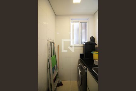 Apartamento à venda com 71m², 2 quartos e 2 vagasCozinha e Área de Serviço