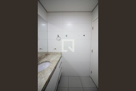 Apartamento à venda com 71m², 2 quartos e 2 vagasQuarto 1 - Suíte Banheiro 