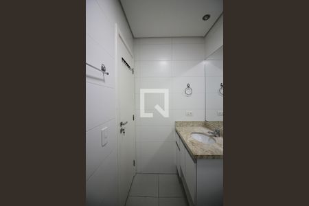 Apartamento à venda com 71m², 2 quartos e 2 vagasBanheiro Social