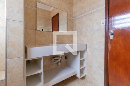 Casa à venda com 150m², 3 quartos e 2 vagasBanheiro