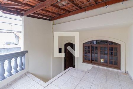 Sacada de casa à venda com 3 quartos, 150m² em Bussocaba, Osasco