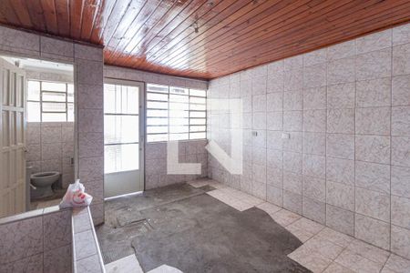 Casa à venda com 150m², 3 quartos e 2 vagasÁrea de serviço