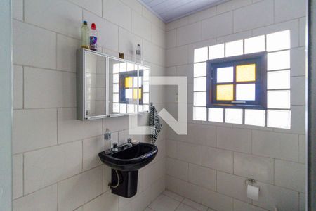 Casa à venda com 240m², 2 quartos e 4 vagasBanheiro