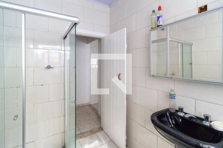 Casa à venda com 240m², 2 quartos e 4 vagasBanheiro