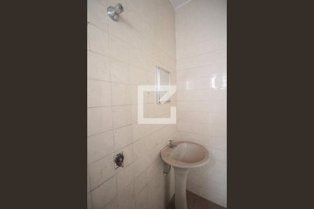 Casa à venda com 200m², 4 quartos e 4 vagasBanheiro de Serviço