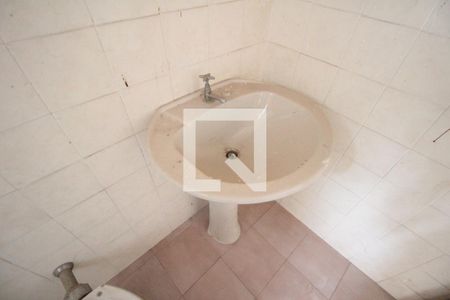 Casa à venda com 200m², 4 quartos e 4 vagasBanheiro de Serviço